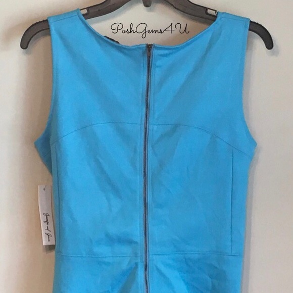 New With Tags ✨ Sleeveless Peplum Top - Picture 2 of 4